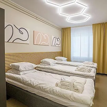 Sawohostel מלון