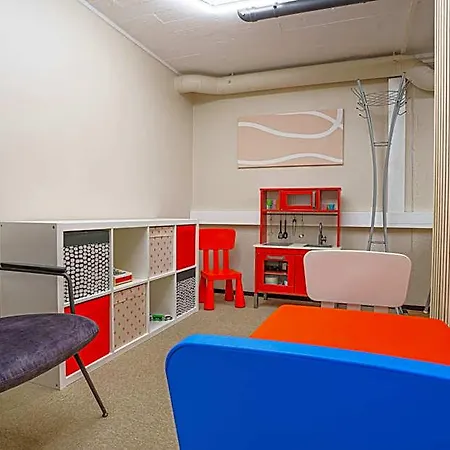 Sawohostel מלון *
